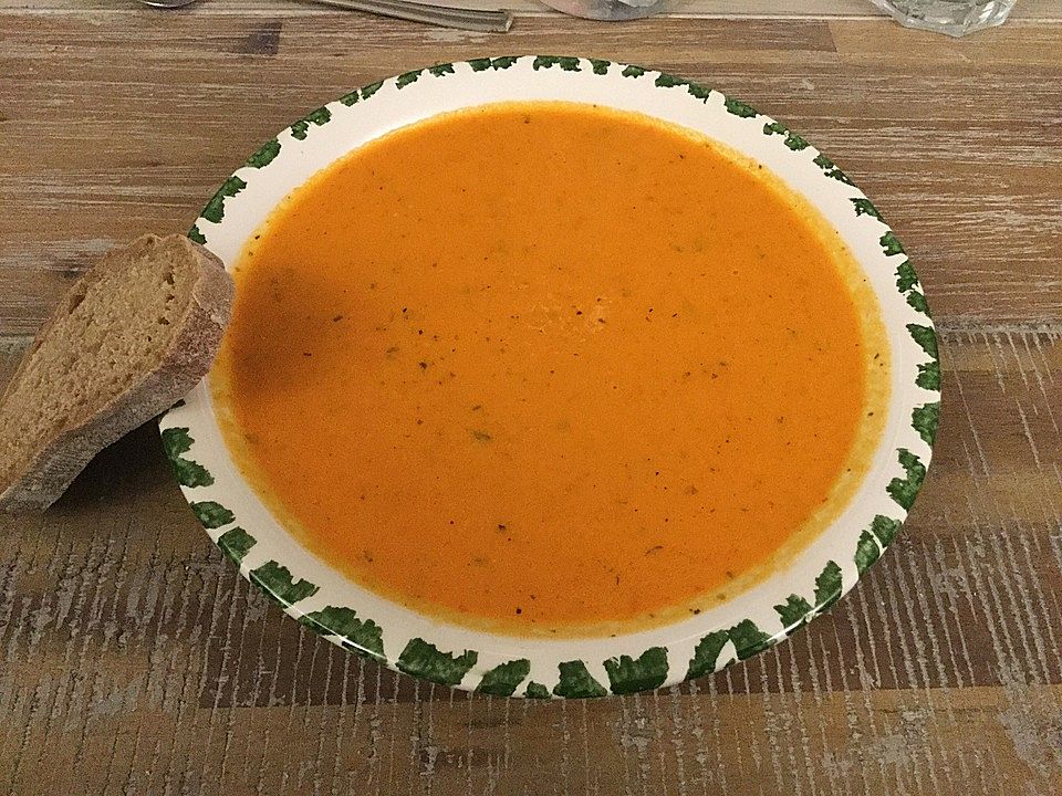 Tomaten-Paprika-Suppe mit Feta von ilia| Chefkoch