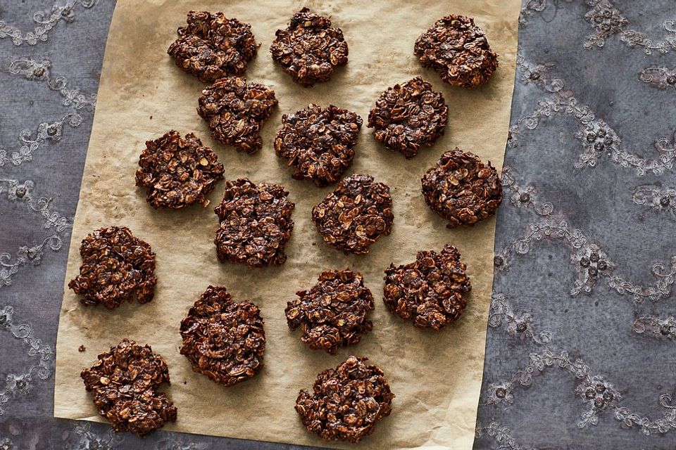 Erdnussbutter-Schoko-Kokos-Cookies ohne Backen