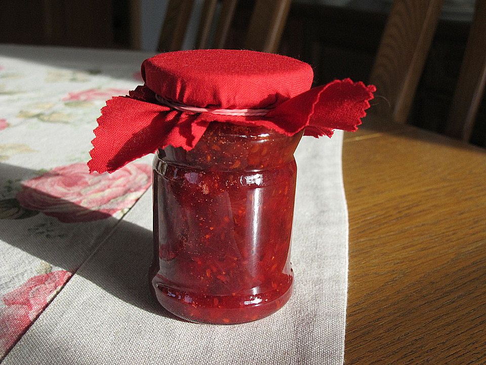 Erdbeer-Stachelbeer-Himbeer-Marmelade von Monika| Chefkoch