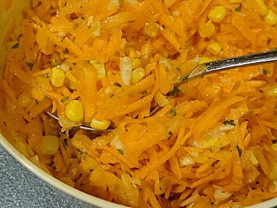 Möhren-Apfel-Mais-Salat von curryspice| Chefkoch