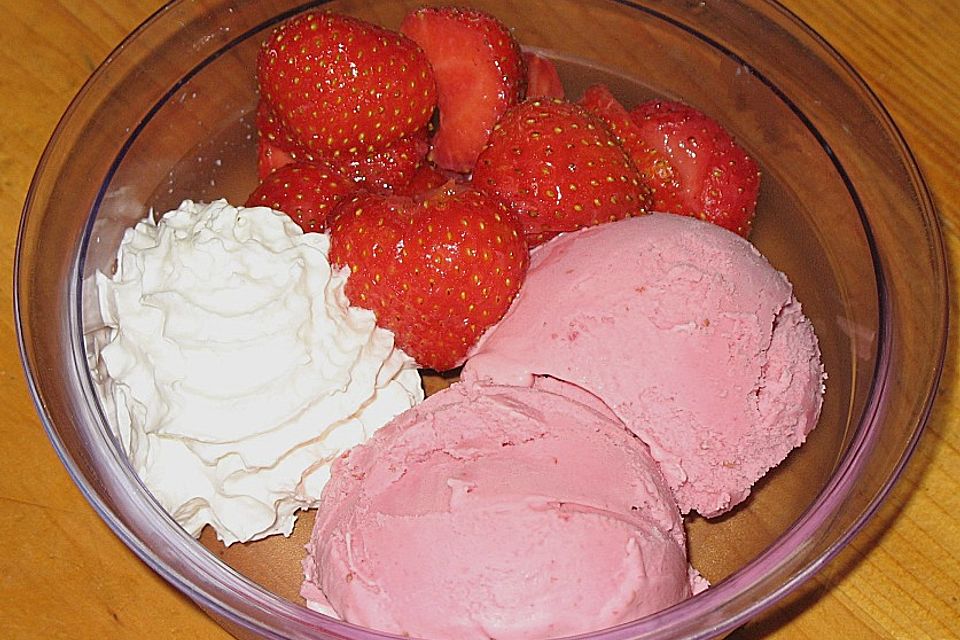 Beeren - Mascarpone Eis