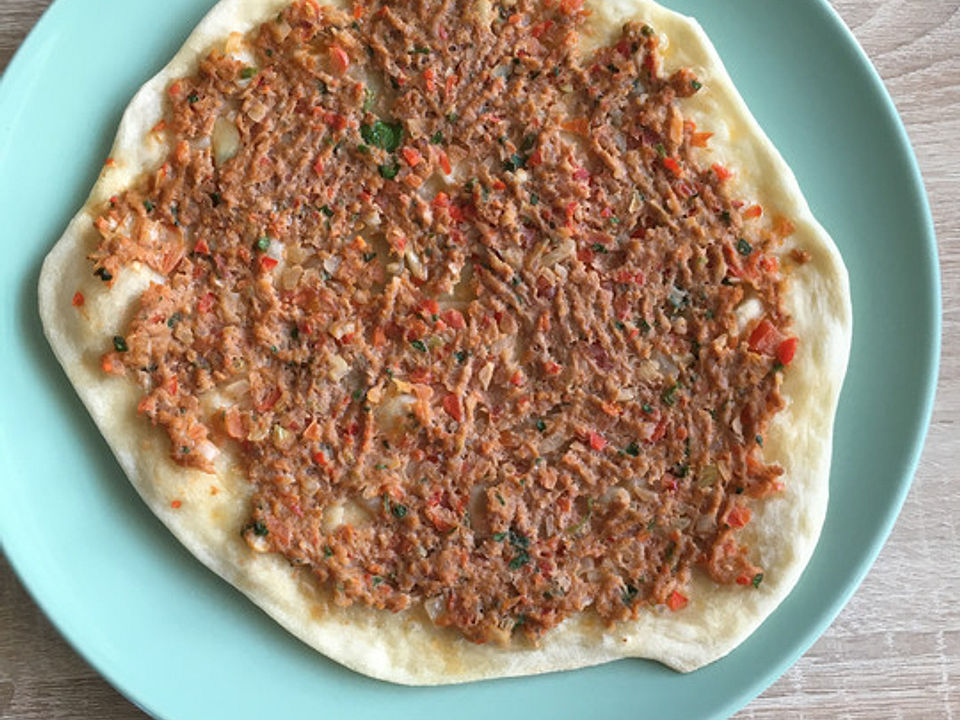 Türkische Pizza (Lahmacun) von Meinerezepte_Aynur | Chefkoch