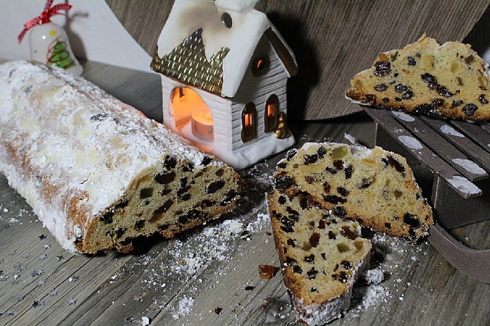 Quarkstollen