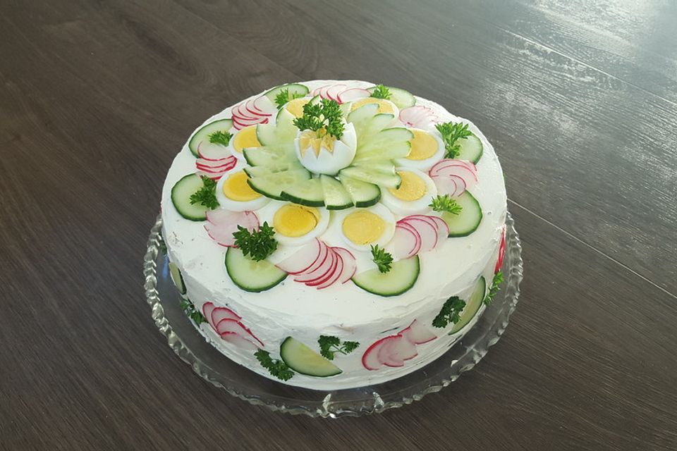 Festliche Sandwichtorte