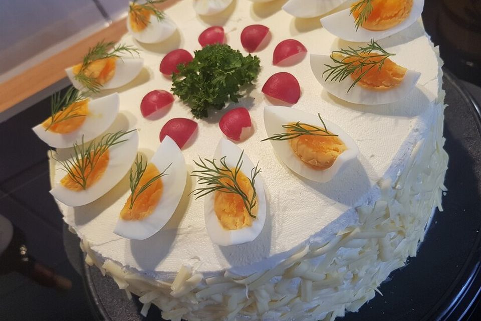 Festliche Sandwichtorte