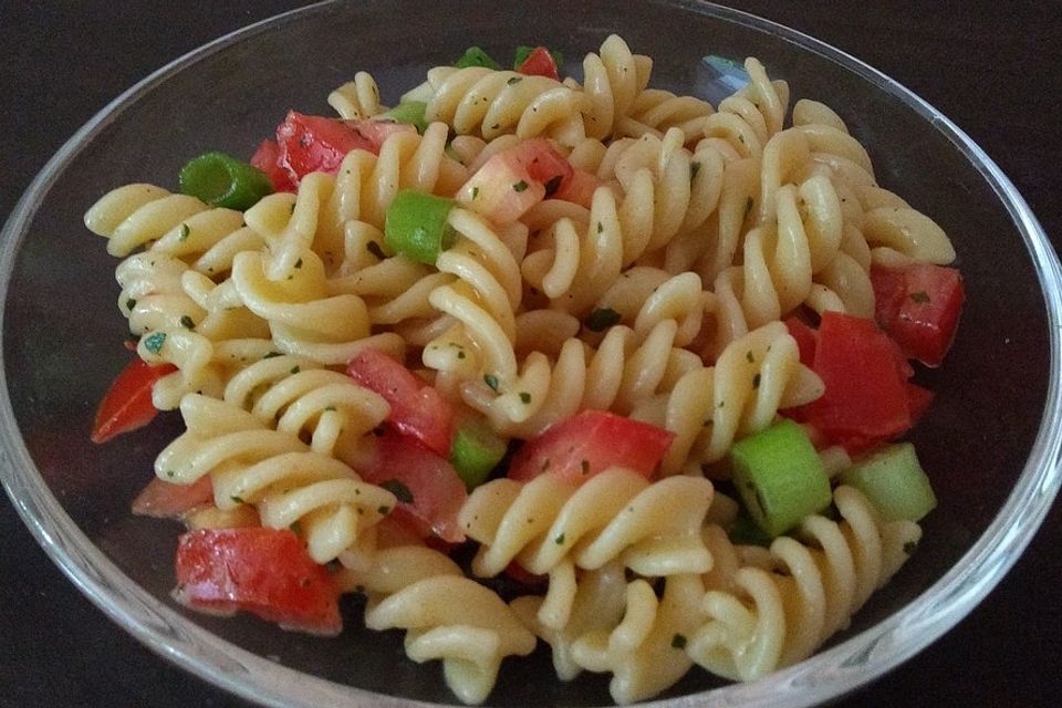 Italienischer Nudelsalat