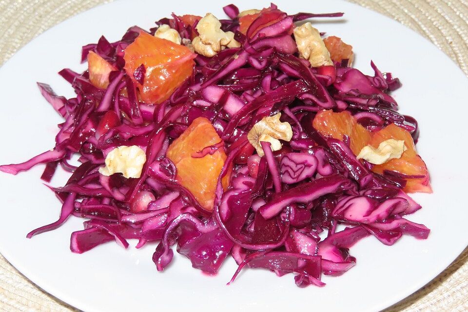 Rotkrautsalat mit Orangen und Granatapfel