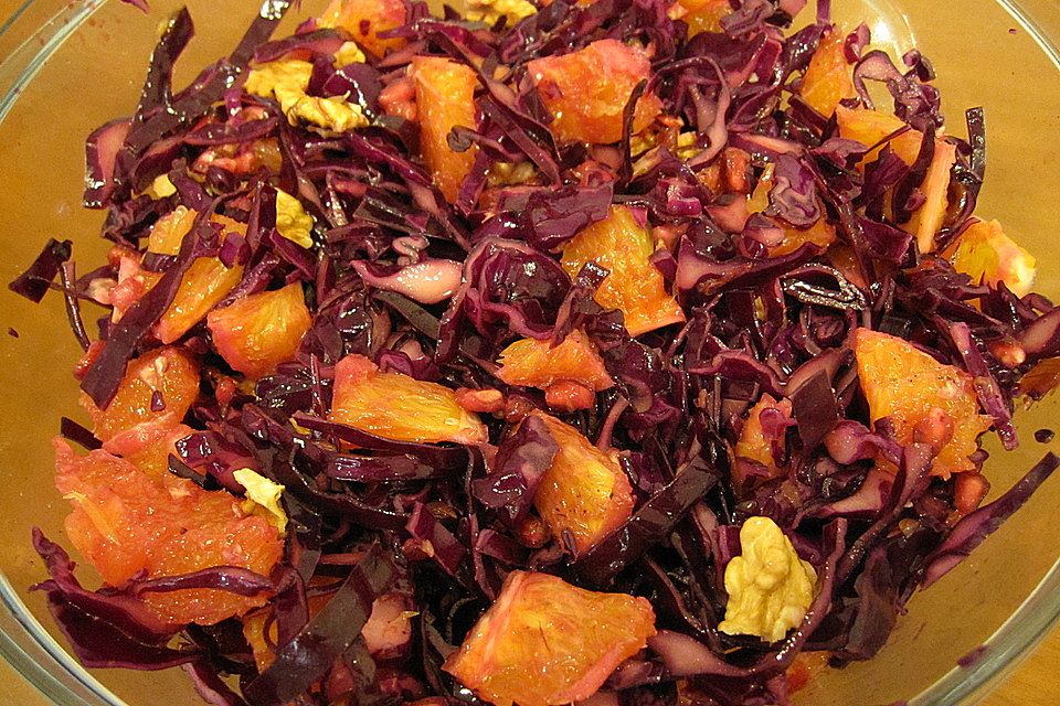 Rotkrautsalat mit Orangen und Granatapfel