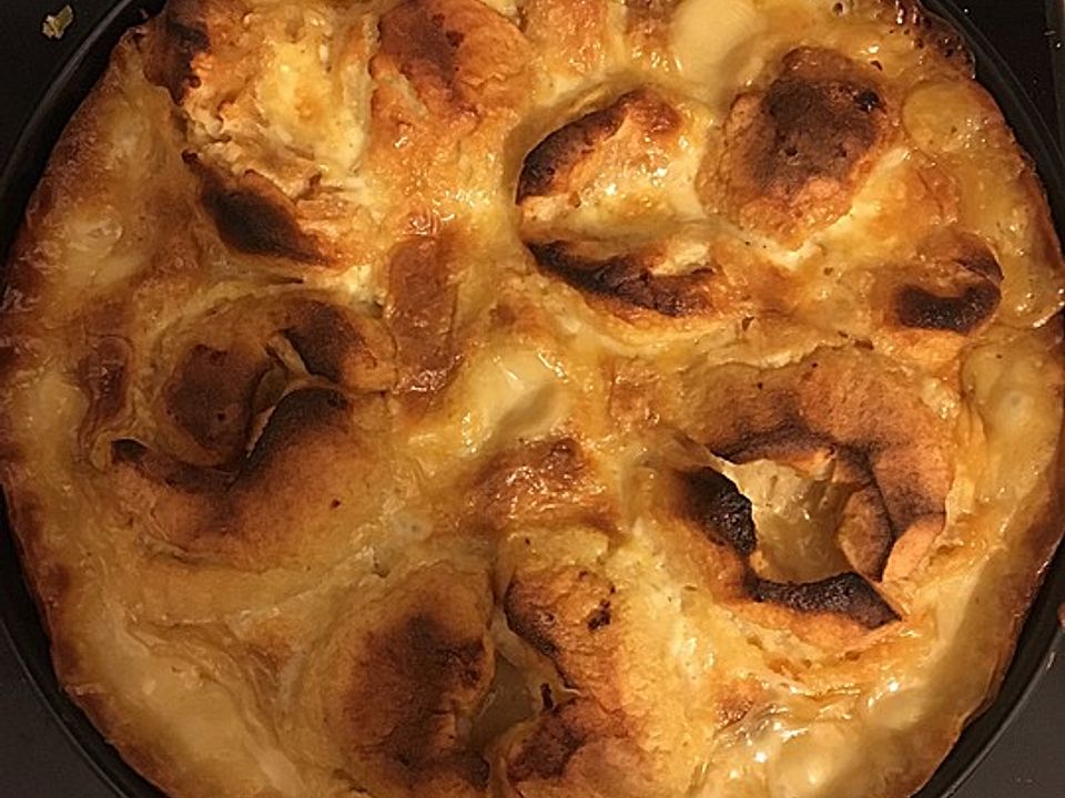 Bratapfelkuchen mit Sahne-Pudding-Füllung von AprilCherZ| Chefkoch