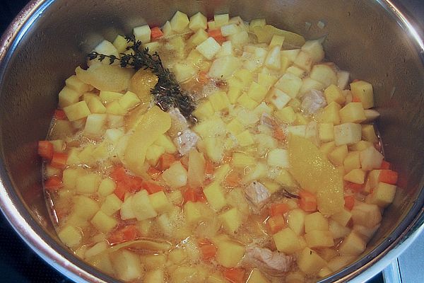 Steckrübeneintopf mit Äpfeln und Möhren von schrat | Chefkoch