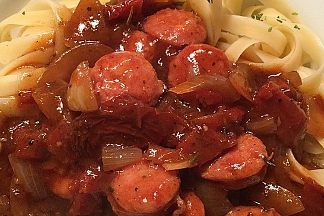 Nudeln mit Bratwurst-Tomatensauce von Th-DX100 | Chefkoch