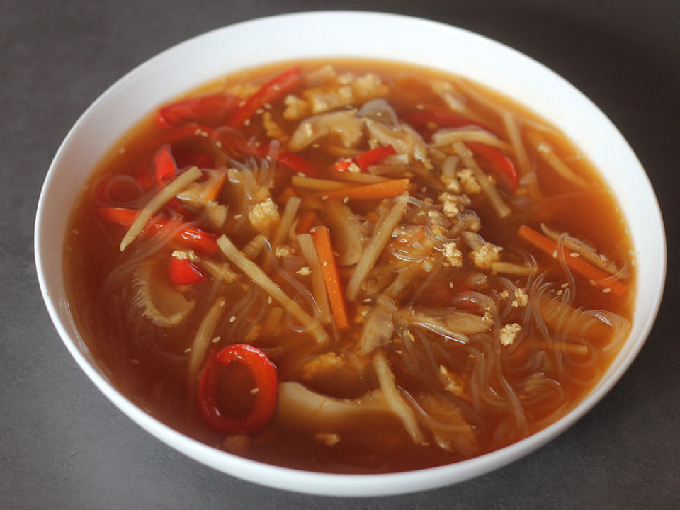 Asiatische Sauer-Scharf-Suppe von energybird| Chefkoch
