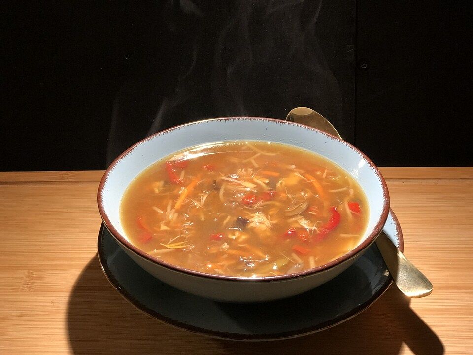 Asiatische Sauer-Scharf-Suppe von energybird| Chefkoch