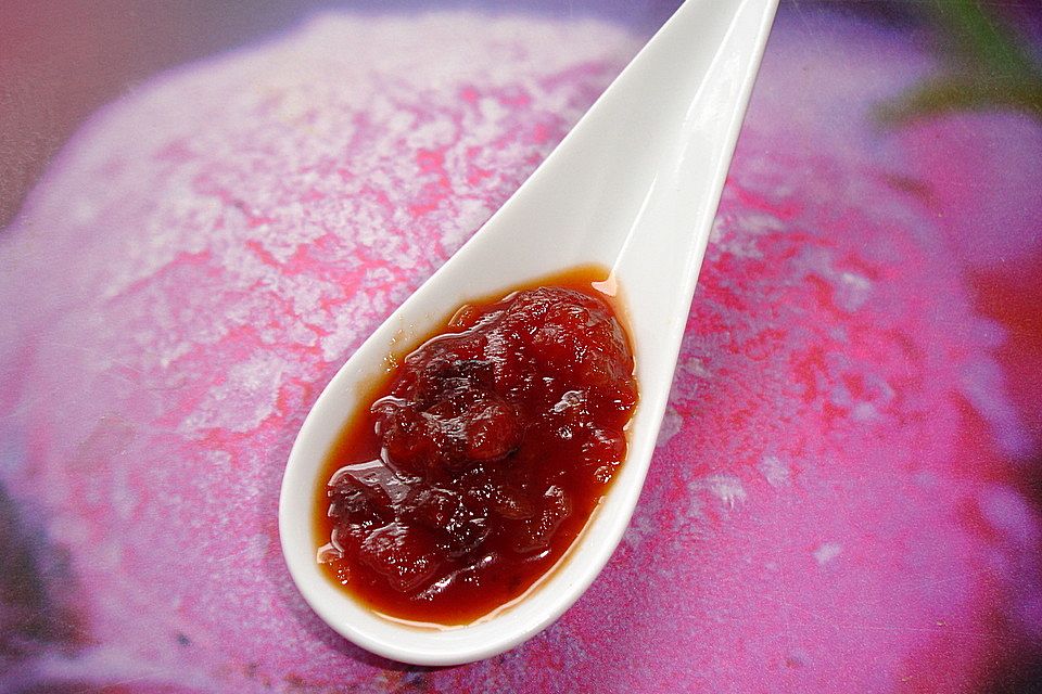 BBQ-Sauce mit Cranberries