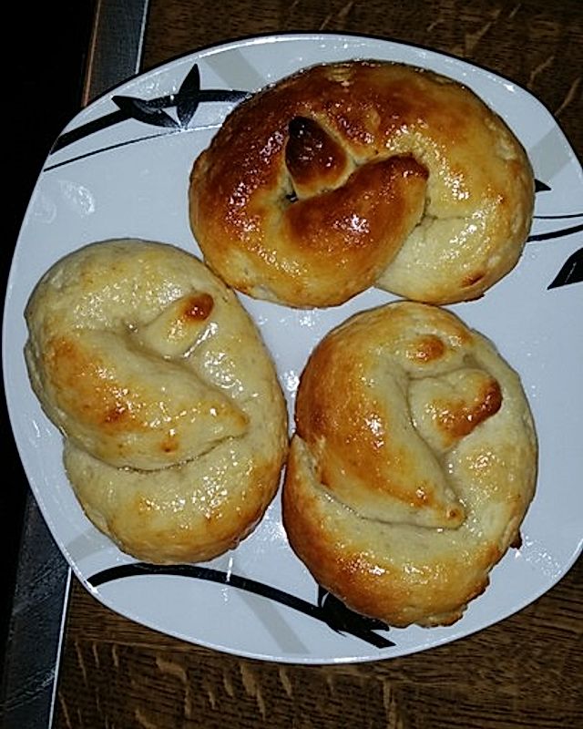 Martinsbrezel Rezepte | Chefkoch