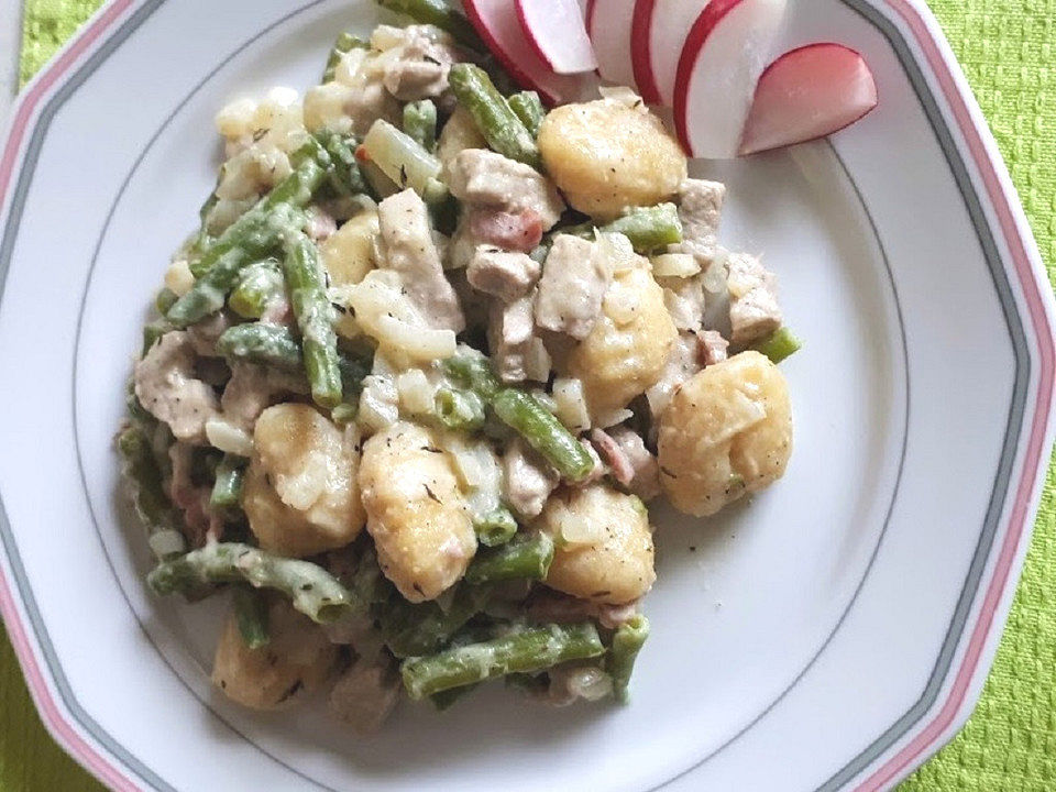 Gnocchi-Pfanne mit grünen Bohnen und Schweinefleisch von heidrulle ...