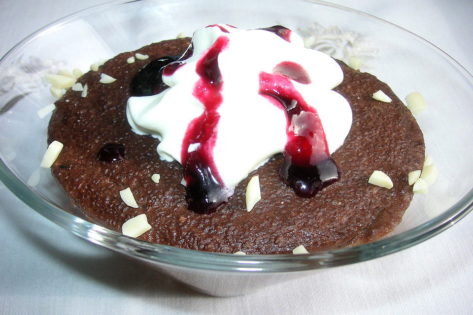 Schoko-Haselnuss-Pudding mit der Süße von Bananen