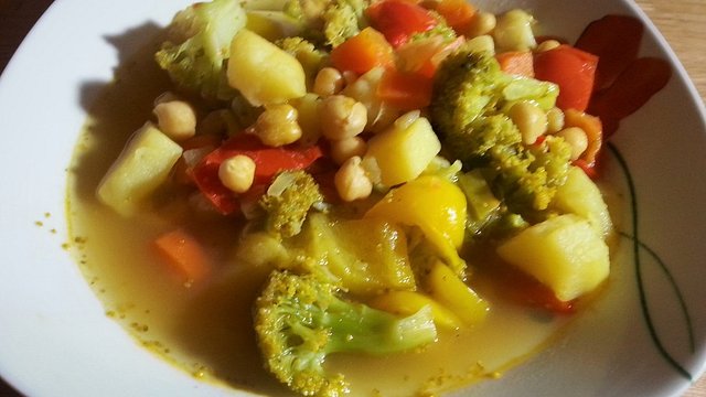 Marrokanischer Gemüsetopf mit Kichererbsen von Laeuferin Marrokanischer Gemüsetopf mit Kichererbsen von Laeuferin