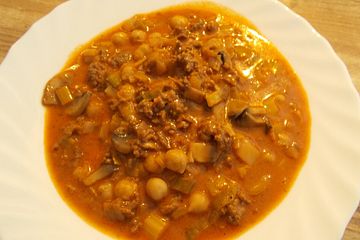 Kichererbsen-Hackfleisch-Suppe