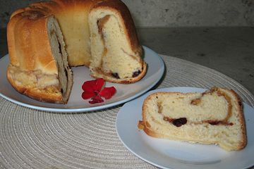 Apfelstrudel-Gugelhupf