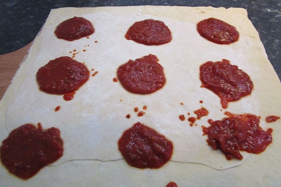 Pizzasoße mit Rotwein Pizzasoße mit Rotwein