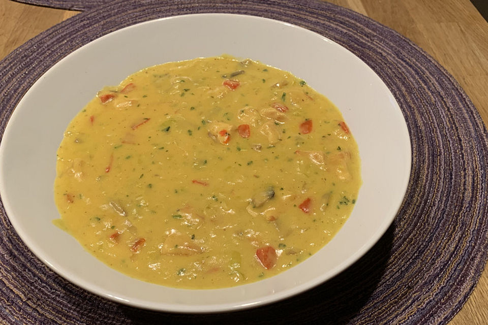 Hähnchen-Curry-Lauch-Suppe