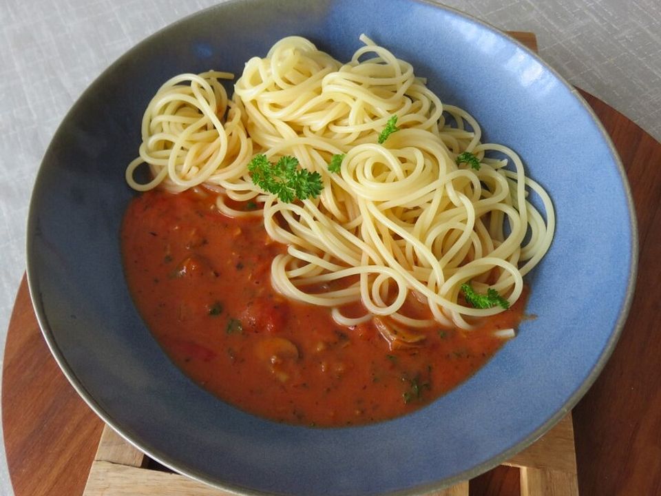 Spaghetti mit Pilz-Tomaten-Sauce von Sari1993| Chefkoch