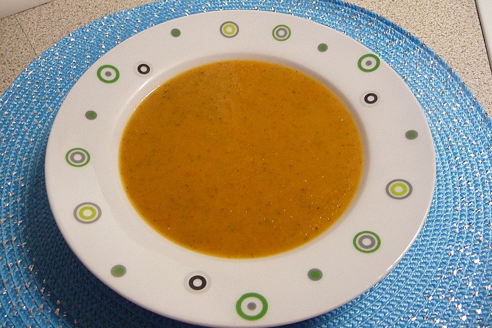 Tomaten-Zucchinicremsuppe