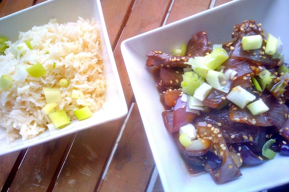 Bulgogi – Koreanisches Rindfleisch Bulgogi – Koreanisches Rindfleisch