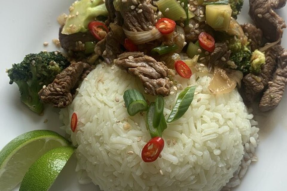 Bulgogi – Koreanisches Rindfleisch Bulgogi – Koreanisches Rindfleisch
