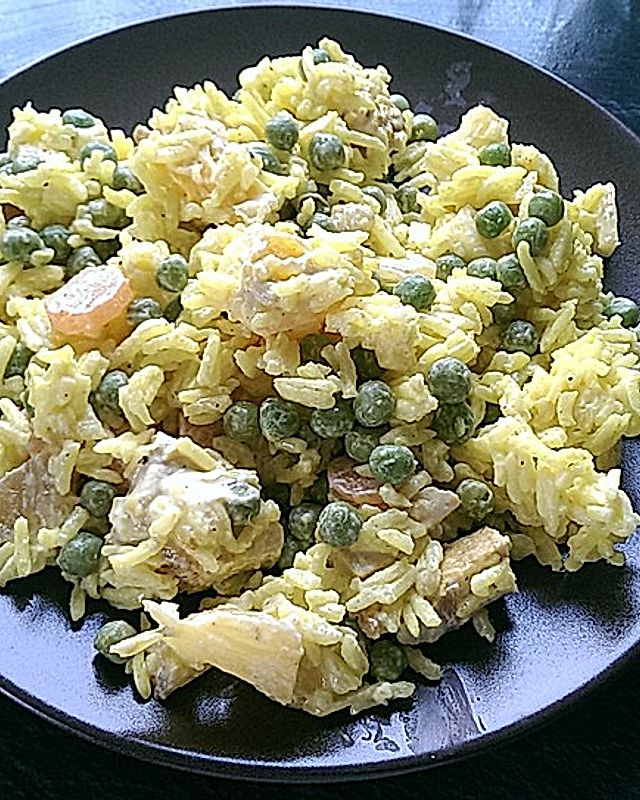 Curry-Reis-Salat mit Hähnchenbrust