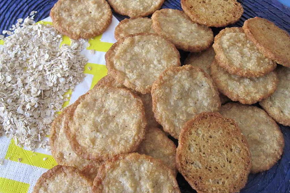 Dünne Hafeflocken-Ingwer-Cookies