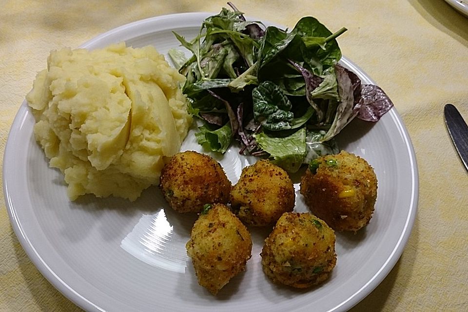 Gemüsestäbchen auf Kartoffelbasis