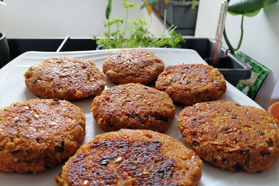 Saftiger, veganer Gemüseburger