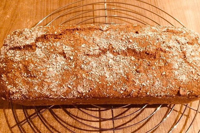 Dinkel-Haferflocken-Brot von xNikishax| Chefkoch