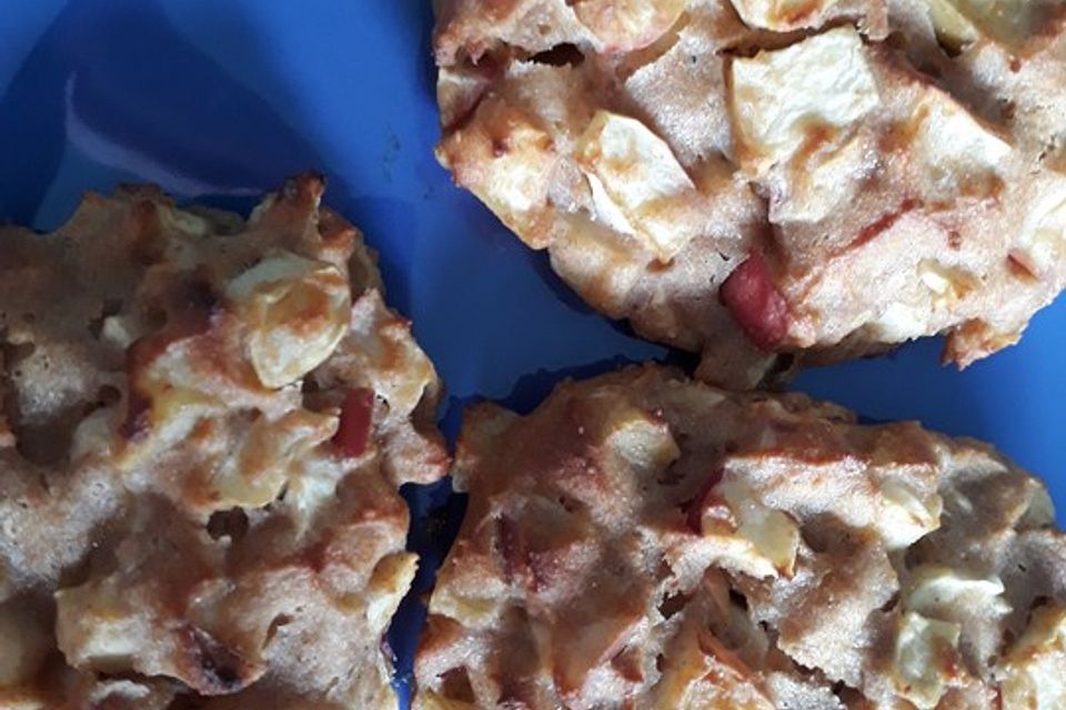 Quarkbrötchen mit Apfelstückchen