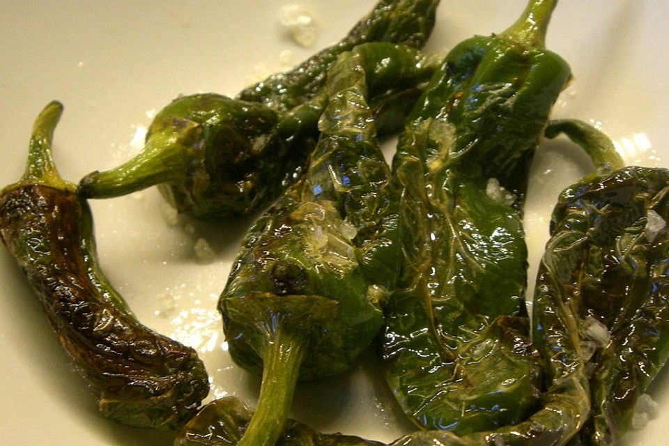 Pimientos de Padrón mit Fleur de Sel