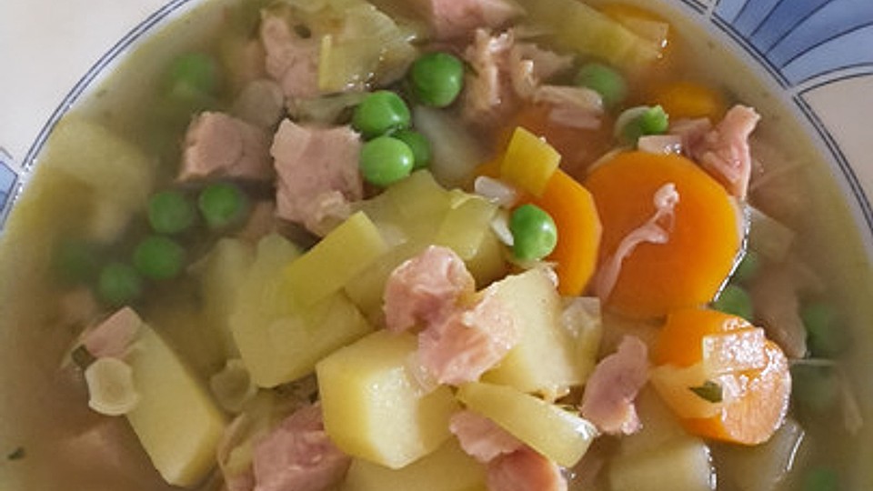 Graupensuppe mit Hühnerfleisch von flobina| Chefkoch