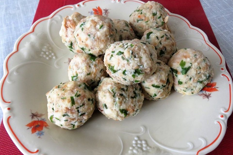 Steirische Kräuterknödel