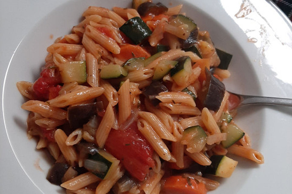 Vegane One-Pot-Pasta