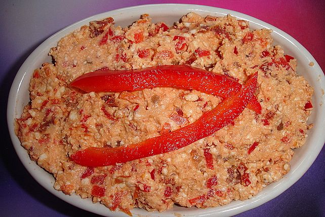 Fetacreme mit Paprika und getrockneter Tomate von dodith| Chefkoch