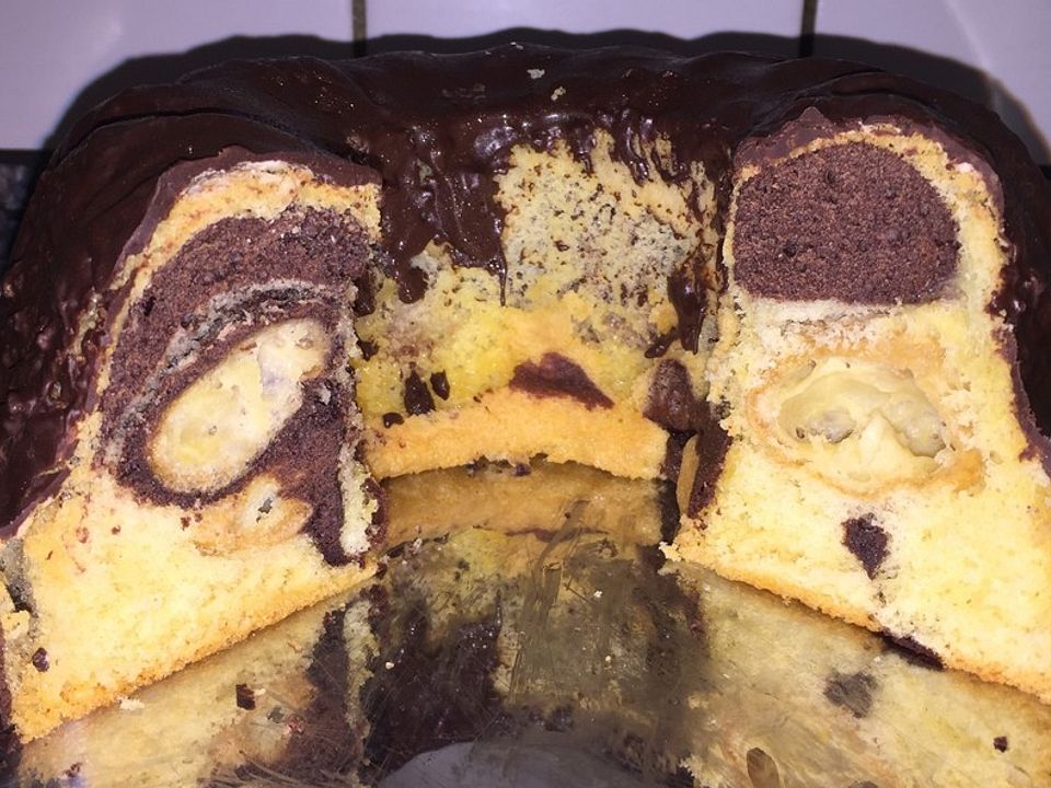 Biskuit-Überraschungskuchen von trekneb| Chefkoch