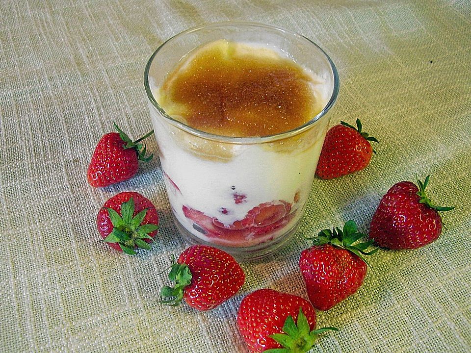 Erdbeer - Vanille - Creme von rieljo | Chefkoch