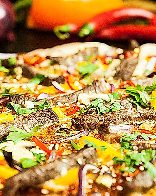 Asiatische Rindfleisch-Pizza