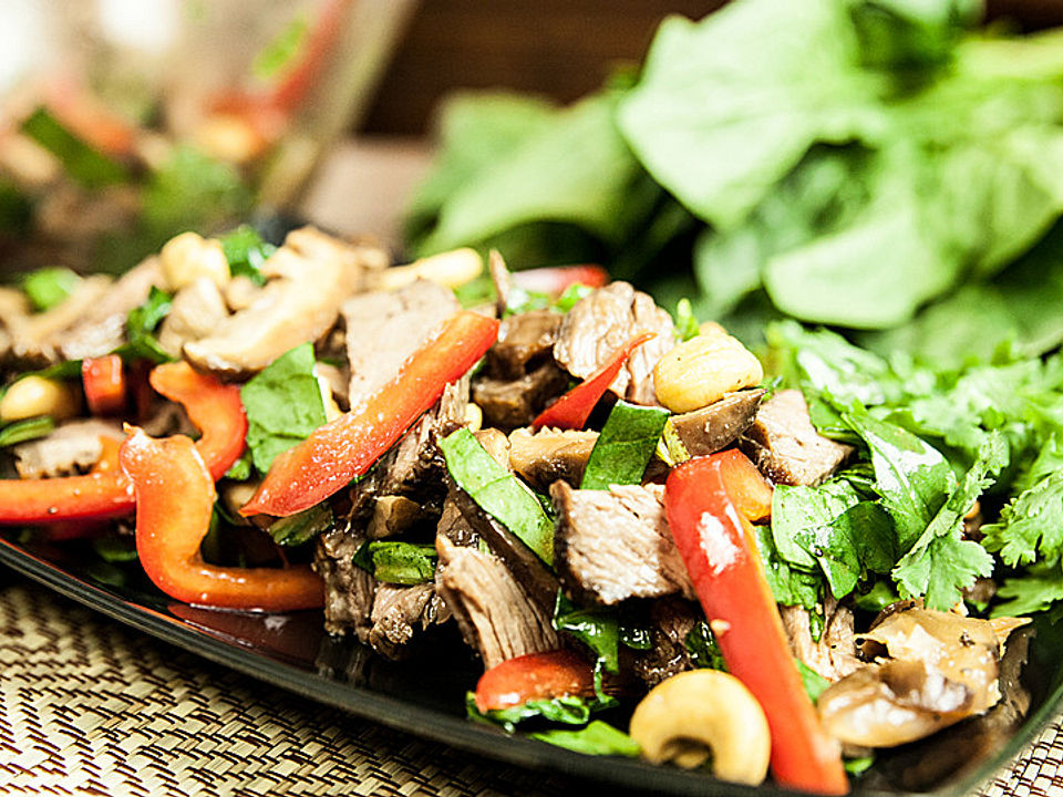 Asiatischer Roastbeef-Salat mit Spinat von yasiliciousDE | Chefkoch