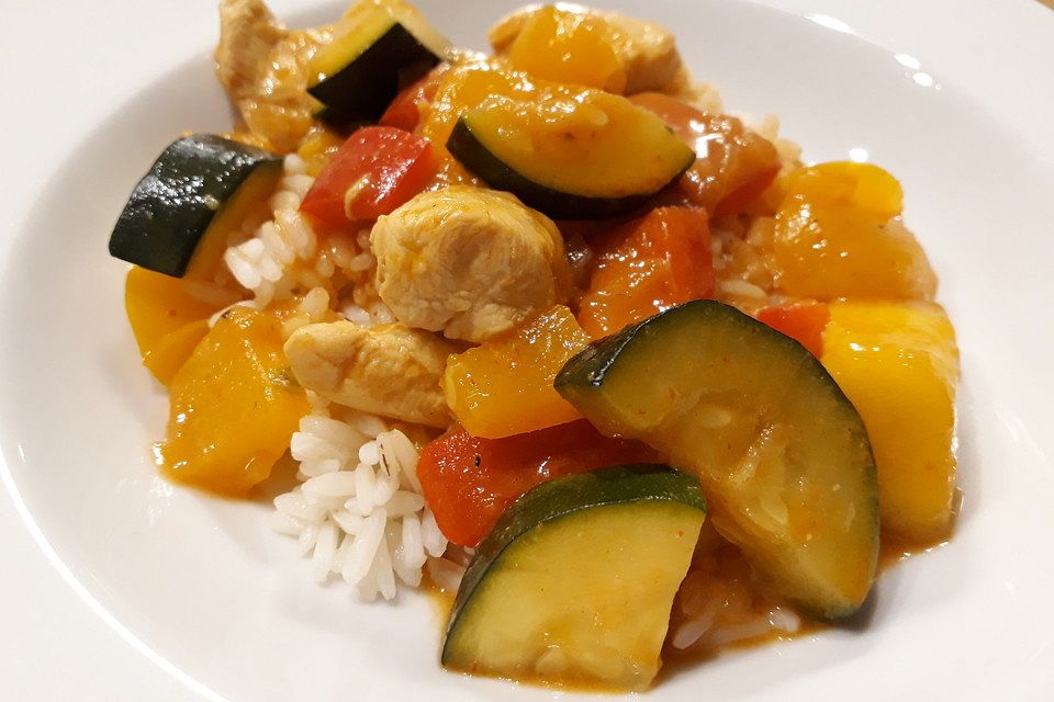 Curry mit Huhn, Mango und Gemüse