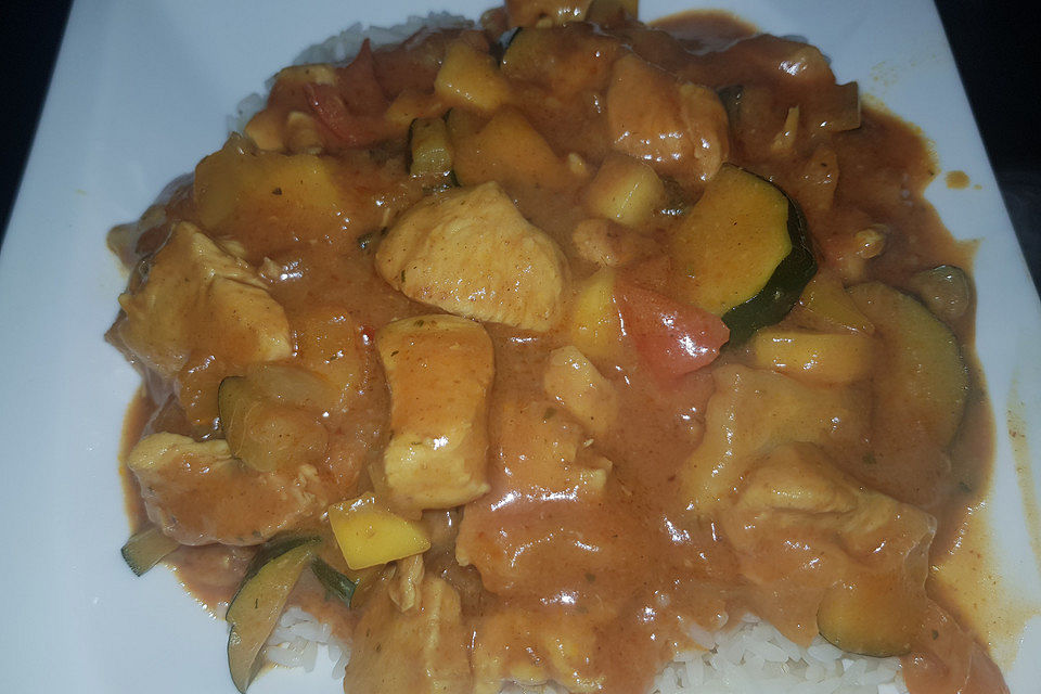 Curry mit Huhn, Mango und Gemüse