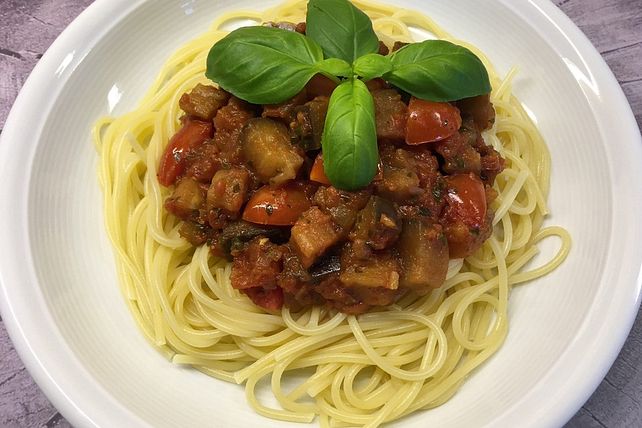 Pasta mit Auberginen-Tomatensoße von fogwall| Chefkoch