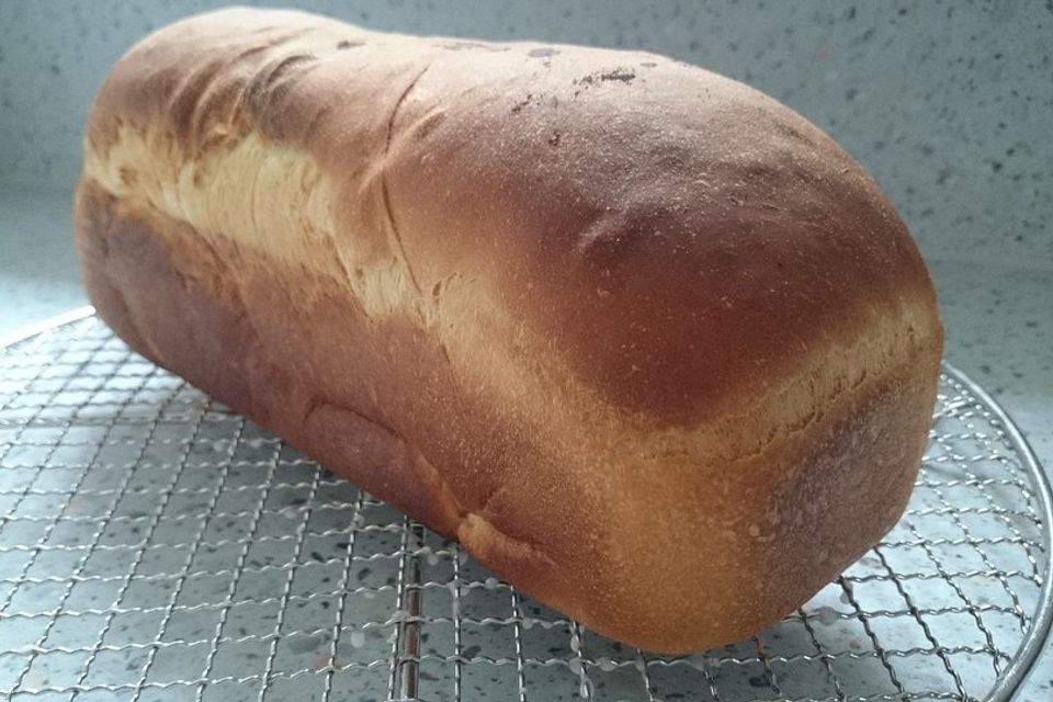 Buttermilch Weißbrot nach Sheila Lukins