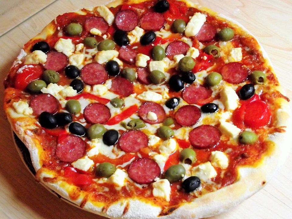 Pizza auf griechische Art von Sylvi| Chefkoch